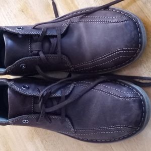 Size 10 clarks leather boot